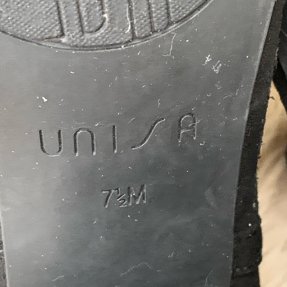 Unisa Black Chunky Heel Open toe buckle size 7.5 - Picture 9 of 12